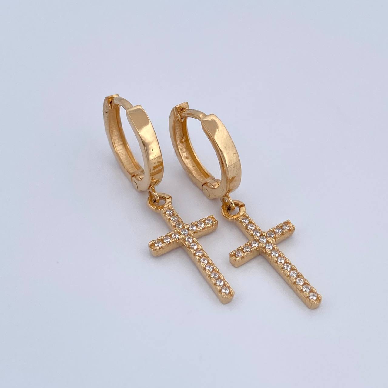 Camille Hoop Earrings 2.3gr / 3.7cm / Three 18K Golds