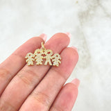 Dije Familia 2.75gr / 2cm / Circones Blancos Oro Amarillo 18K ©