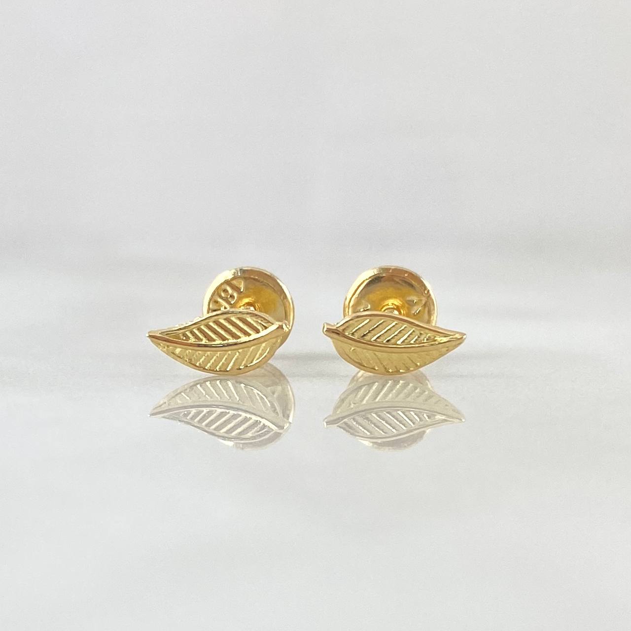 Stud Earrings Sheet 0.7gr / 7.6mm Yellow Gold 18K