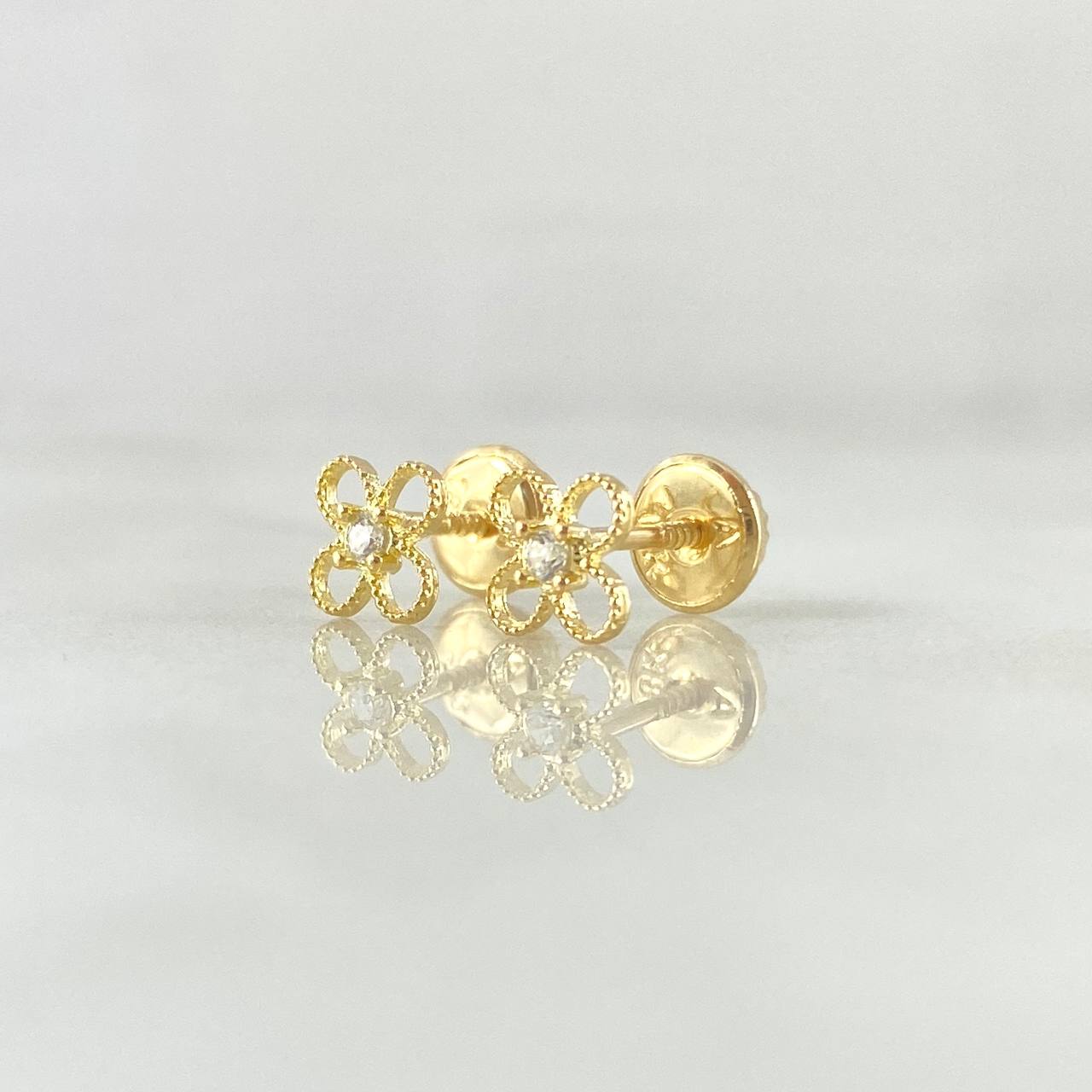 Stud Earrings Four Petals Flower 0.7gr / 5.6mm White Zircon Yellow Gold 18K