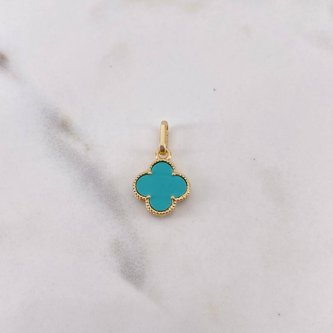 Pendant Clover 1.15gr / 1.8cm / Turquoise 18K Yellow Gold &