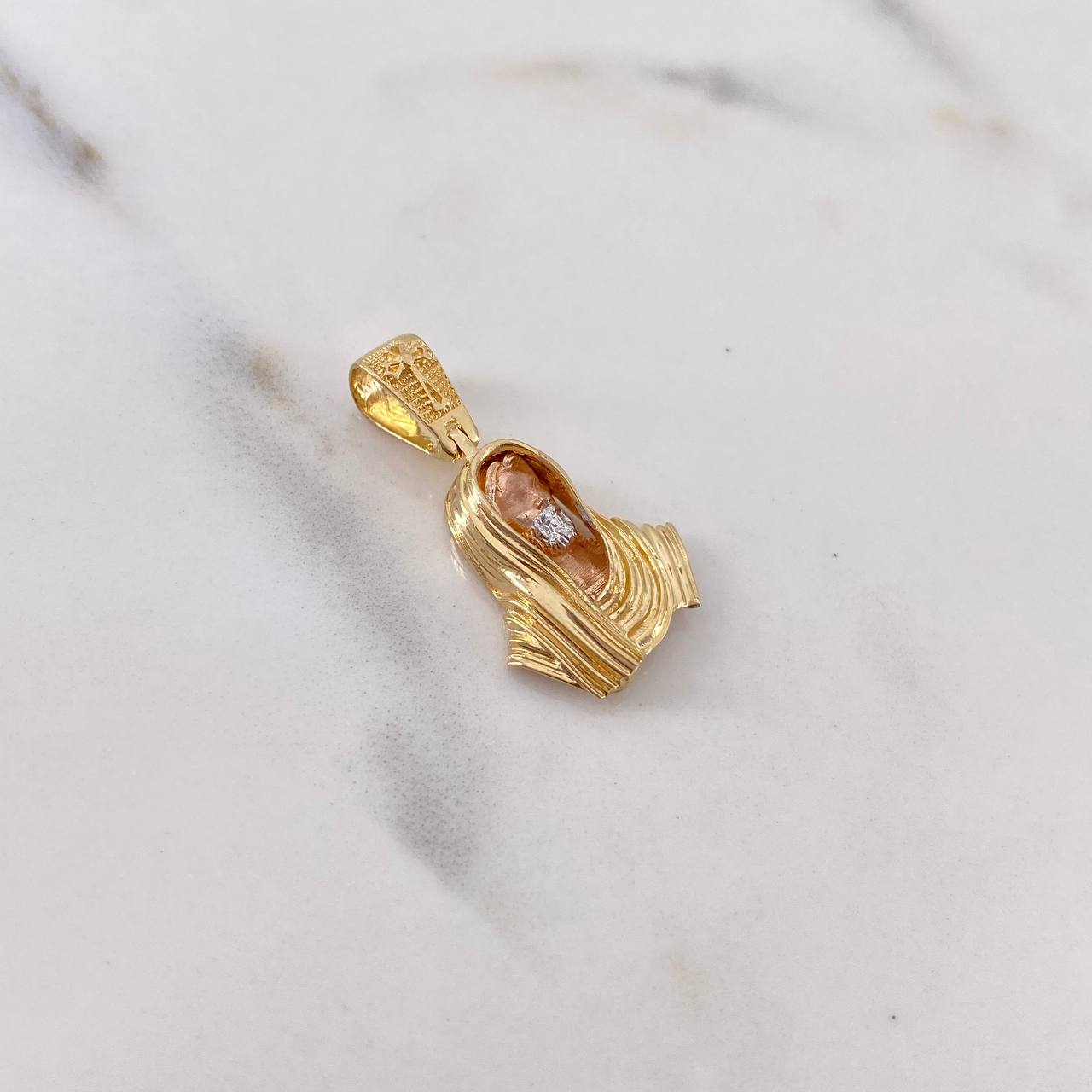 Pendant Christ Face 3.4gr / 2.7cm / Three 18K Golds &