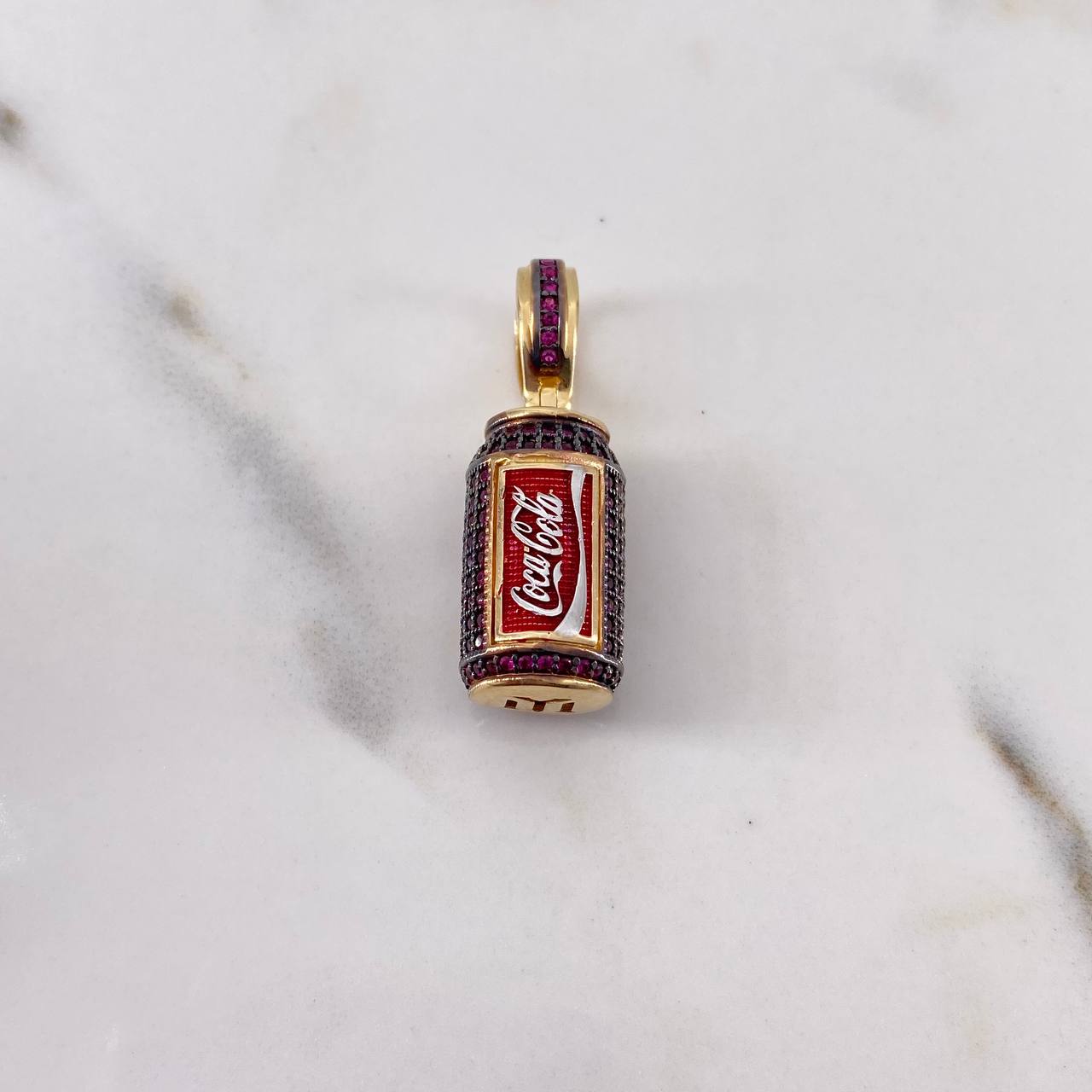 Pendant Soda Can 8.1gr / 3.2cm / Fuchsia Zircons Three 18K Golds &