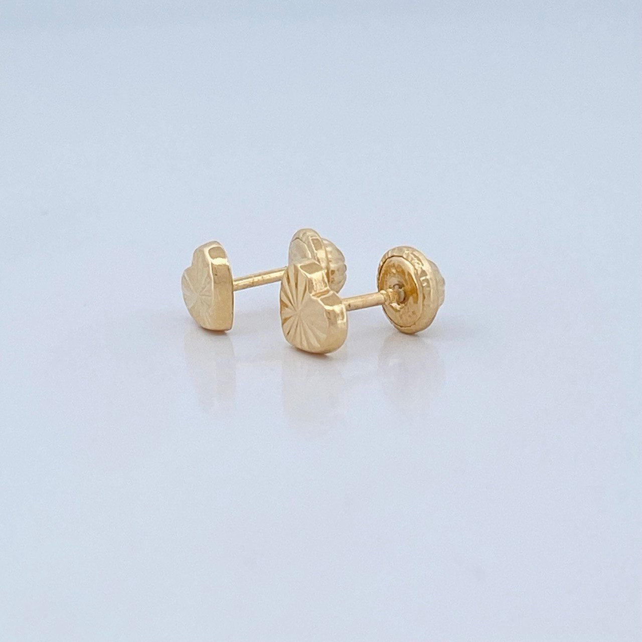 Stud Earrings Heart 0.6gr / 18K Yellow Gold &