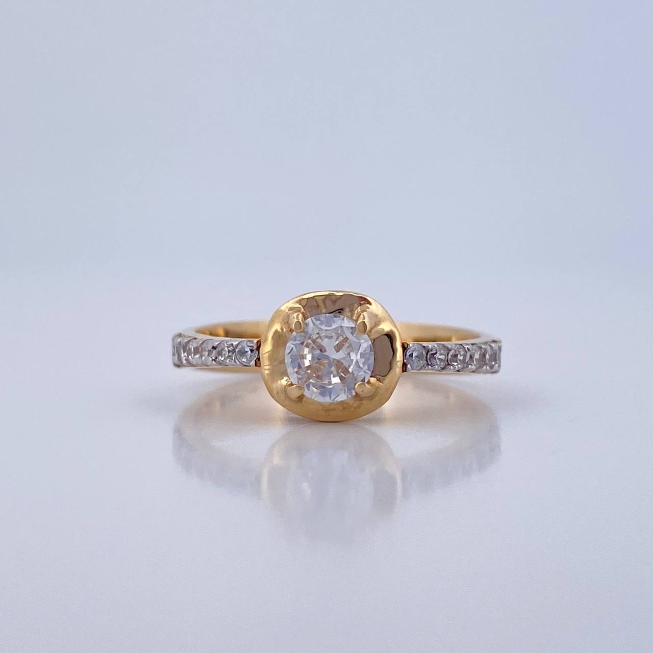 Circle Churumbela Ring 3.65gr / Size 7 1/4 / Two-tone Yellow White 18K Gold &