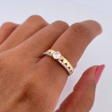 Anillo Solitario Churumbela Corazones 2.35gr / T6 1/4 / Dos Oros Amarillo Blanco 18K &