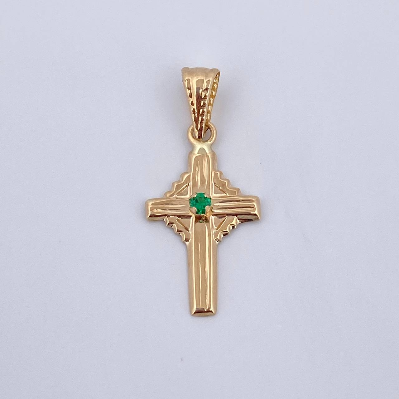 Pendant Cross 0.65gr / 0.9in / 18K Gold