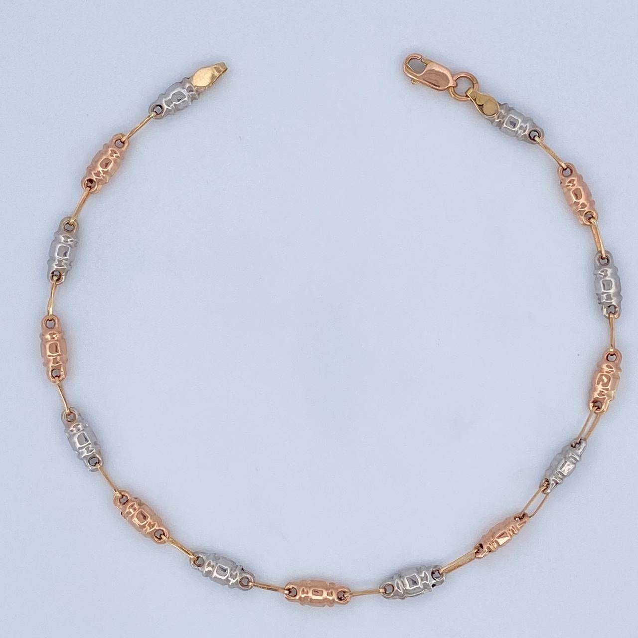 Rustic Barrel Bracelet 2.95gr / 21cm / Three 18K Golds &
