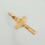 Dije Cruz Cristo San Benito 0.95gr / 1 in / Oro Amarillo 18K %
