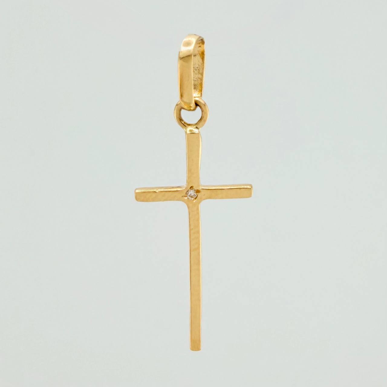 Dije Cruz 0.8gr / 1 1/2 in / Oro Amarillo 18K &