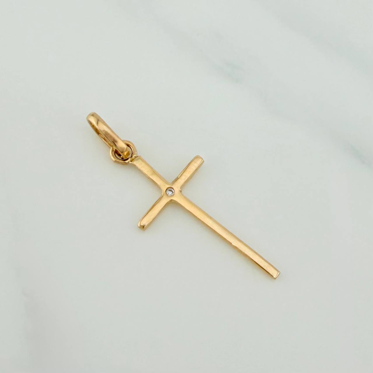 Dije Cruz 0.7gr / 1 1/4 in / Oro Amarillo 18K %