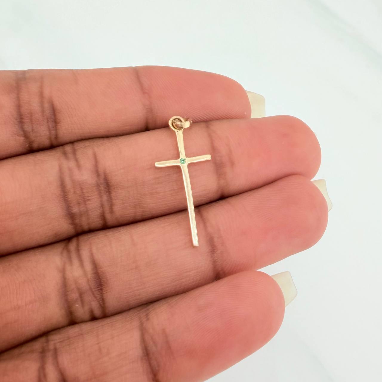 Dije Cruz 0.65gr / 1 1/4 in / Oro Amarillo 18K &