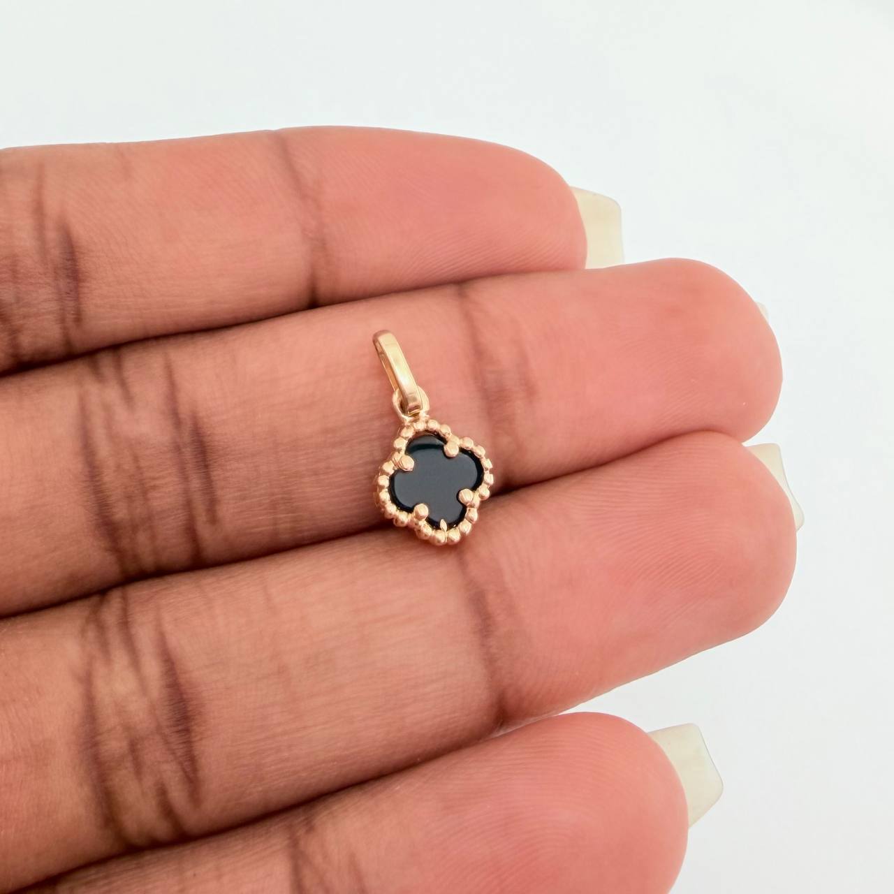 Dije Trebol 0.85gr / Oro Amarillo 18K %