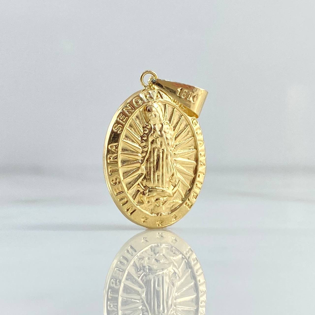 Pendant Virgin Guadalupe 2gr / 3.2cm / Smooth Stamped 18K Yellow Gold ©