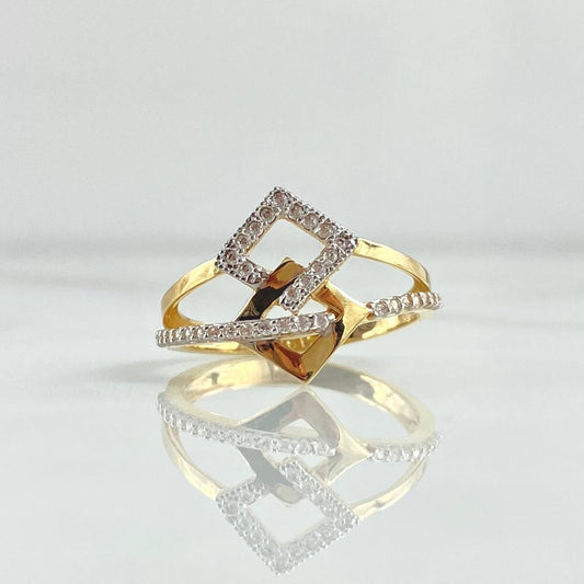 Super Set Square Ring 2.9gr / Size 7 1/2 / White Zircons 18K Yellow Gold ©
