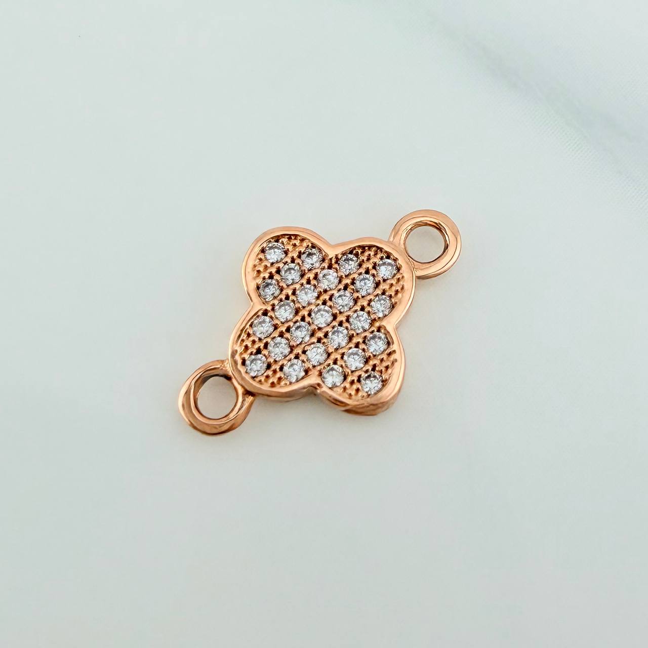 Charm Clover 0.9gr / 1/2 in / 18K Rose Gold &