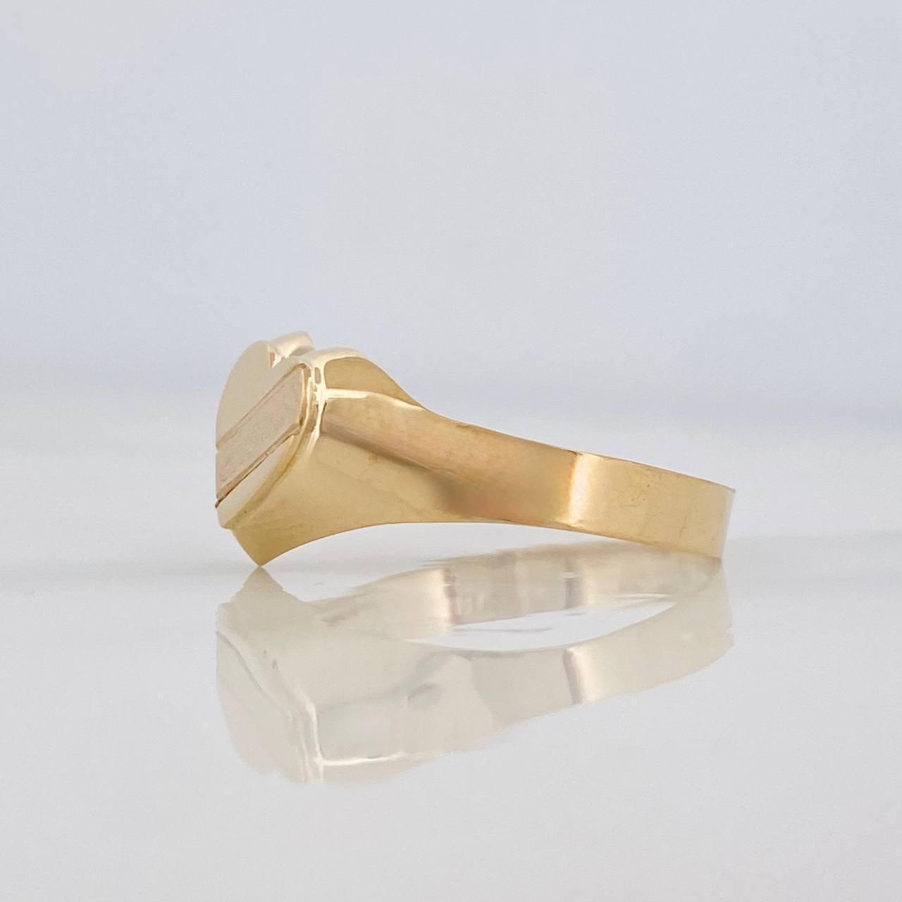 Anillo Sello Corazon 1.6g / T8 1/4 Oro Amarillo 18K