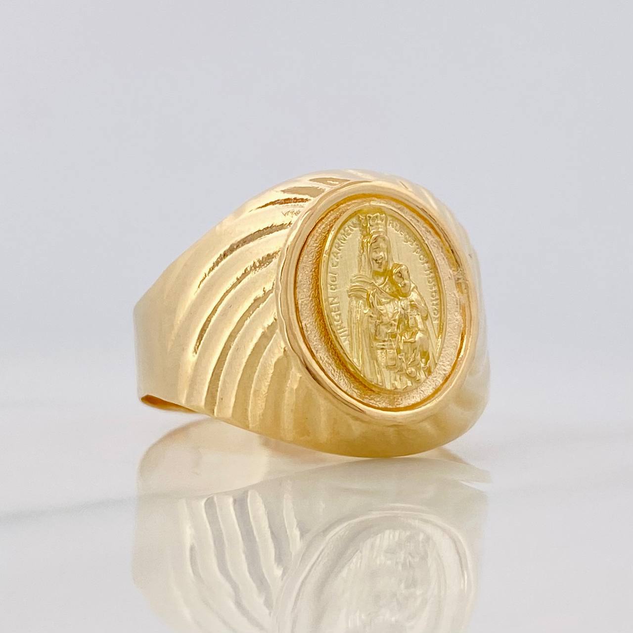 Anillo Virgen del Carmen 3.7g / T10 Oro Amarillo 18K