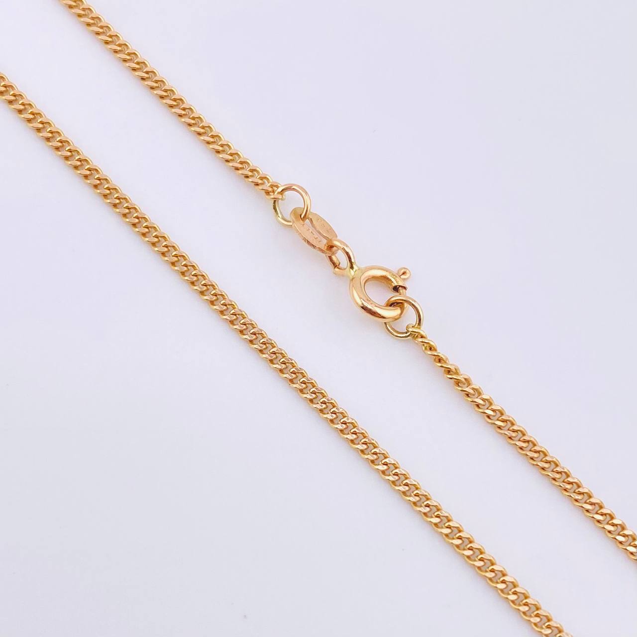 Cadena Cubana 6.05gr / 23 1/2 in / 1.7mm Oro Amarillo +1 18K *