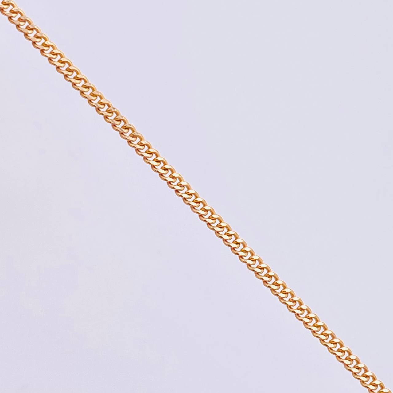 Cadena Cubana 6.05gr / 23 1/2 in / 1.7mm Oro Amarillo +1 18K *