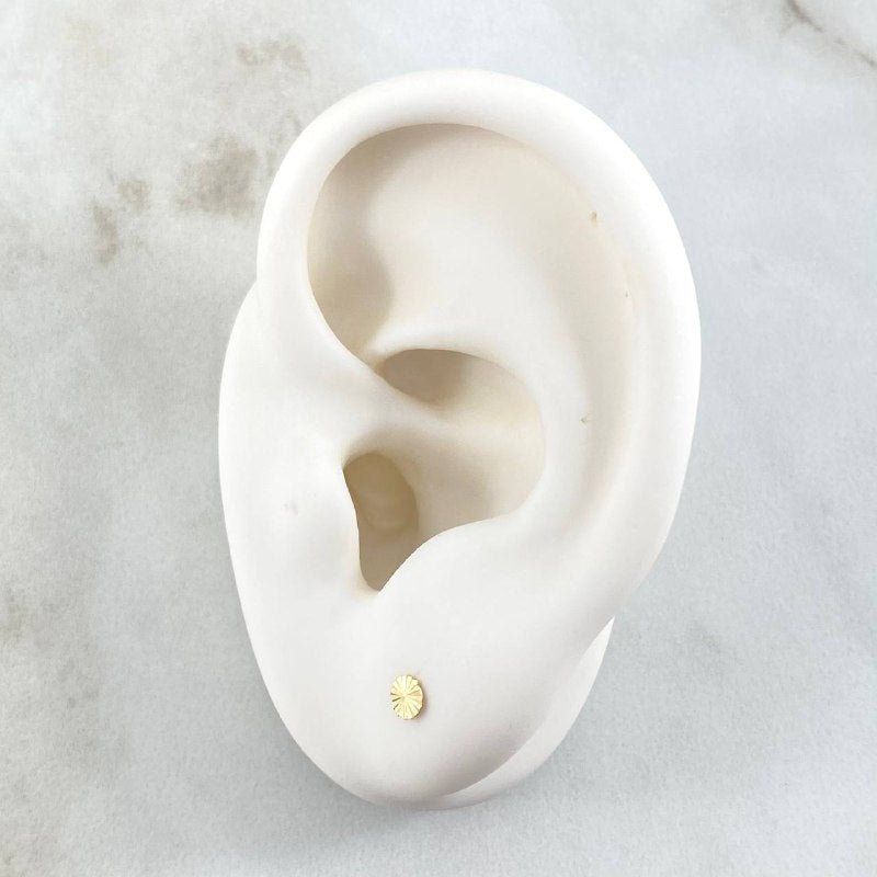 Flat Circle Studs 0.4gr / 3.4mm Diamond-Cut 18K Gold
