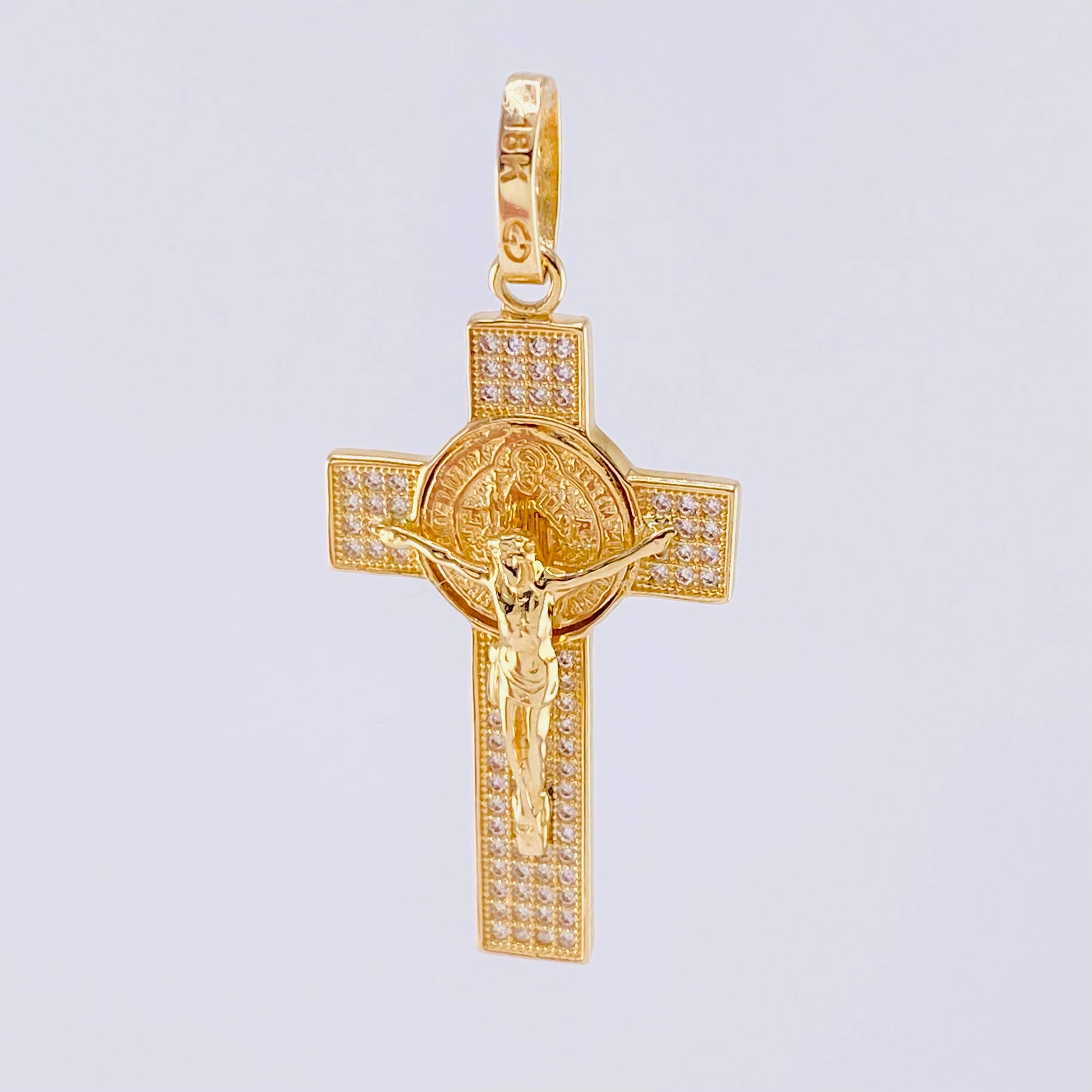 Pendant Cross Christ Saint Benedict 4.65g / 1 3/4 in Yellow Gold 18K