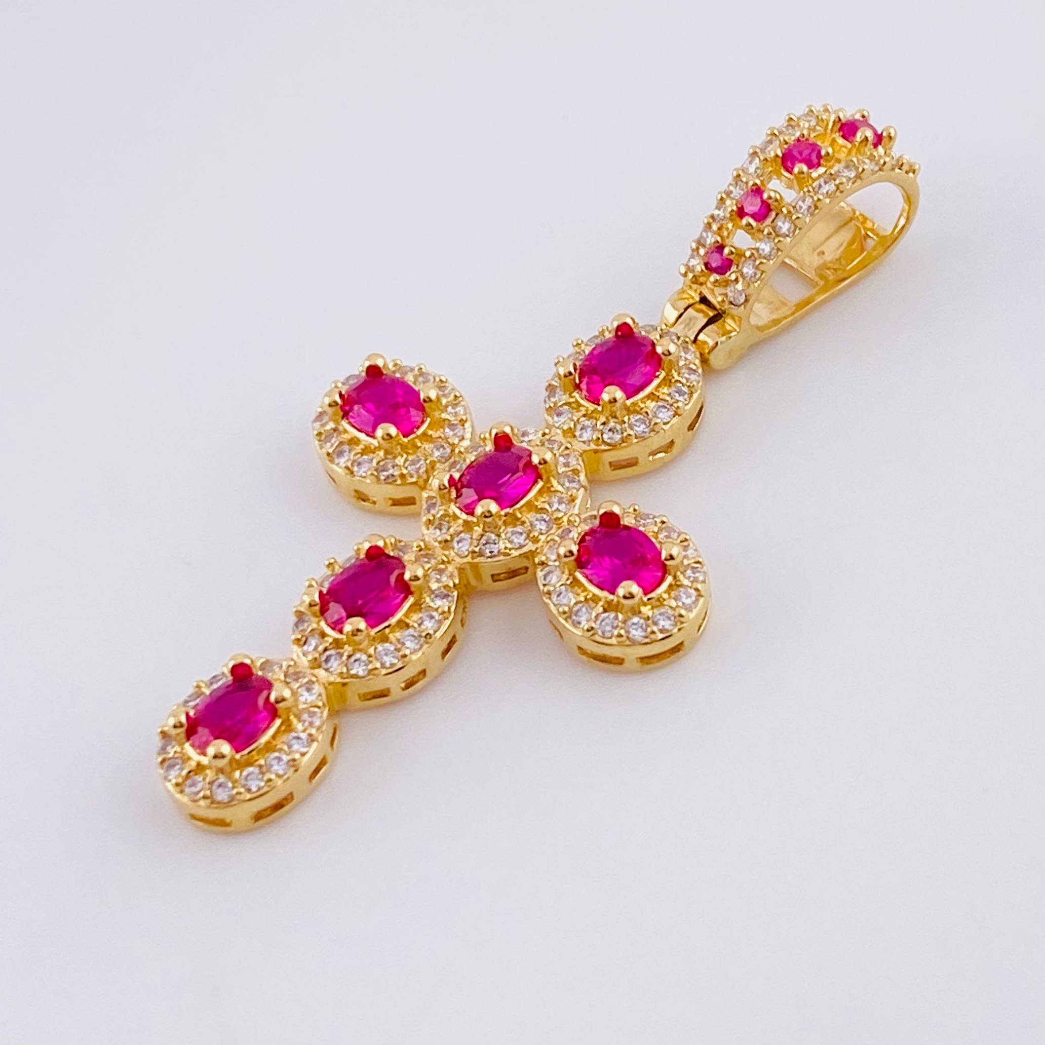 Dije Cruz Ovalos Tupidos 5.35g / 1 3/4 in Oro Amarillo 18K
