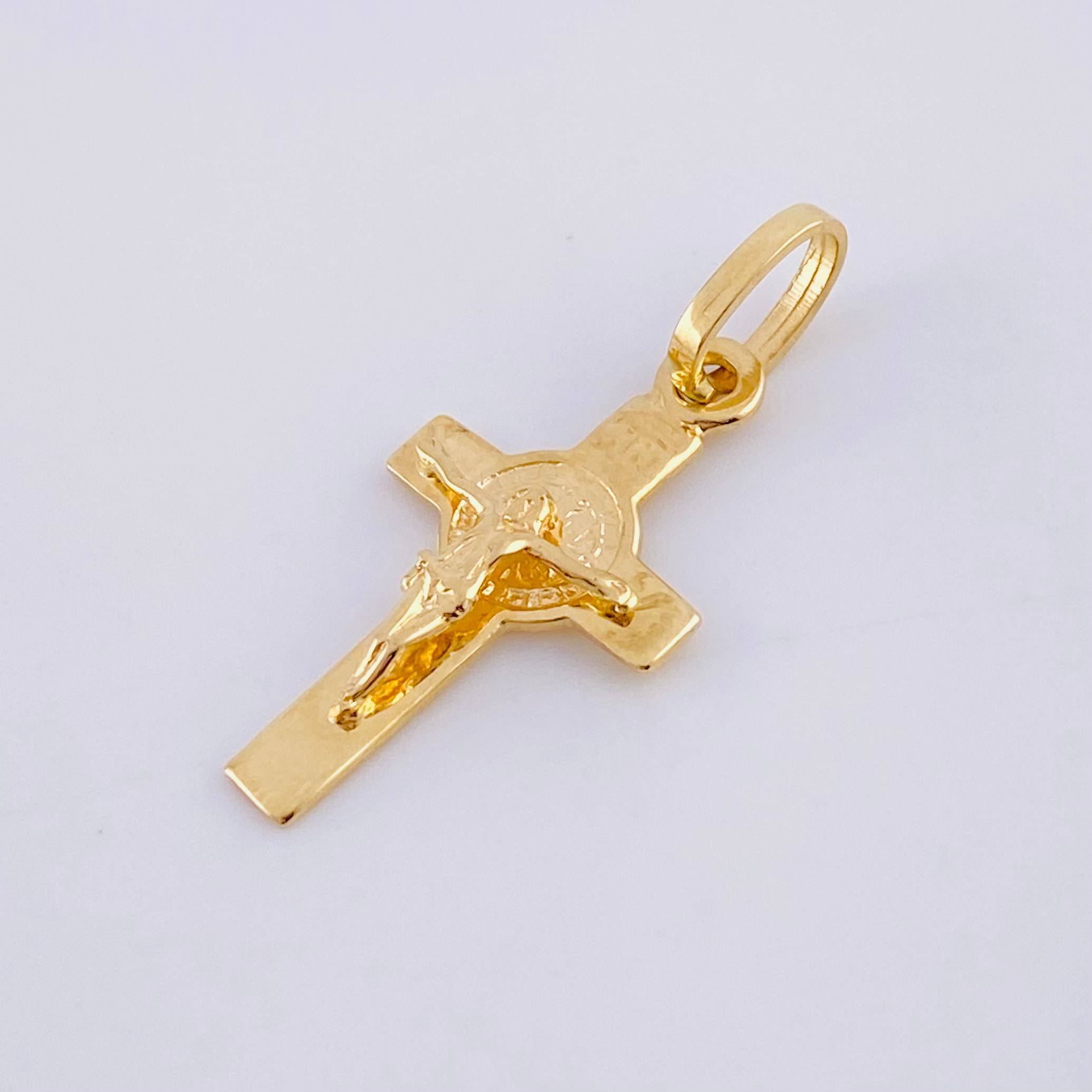Dije Cruz Cristo San Benito 1g / 1 in Oro Amarillo 18K