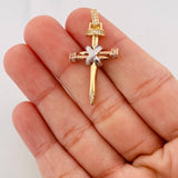 Pendant Nail Cross 3.95g / 1 1/2 in Three Golds 18K