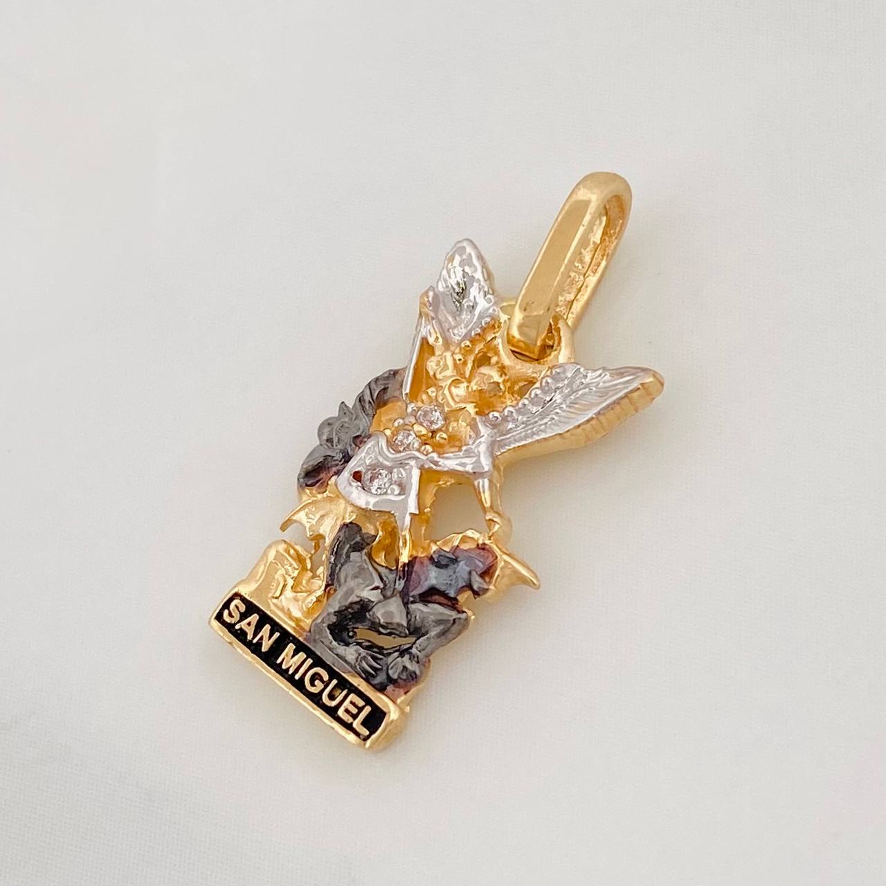 Pendant Saint Michael the Archangel 1.75g / 3/4 in Three Golds 18K