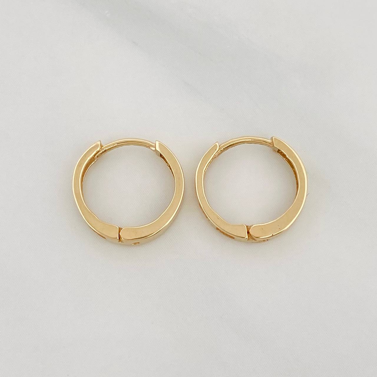 Candongas Carril Liso 1.2g / 1/2 in Oro Amarillo 18K