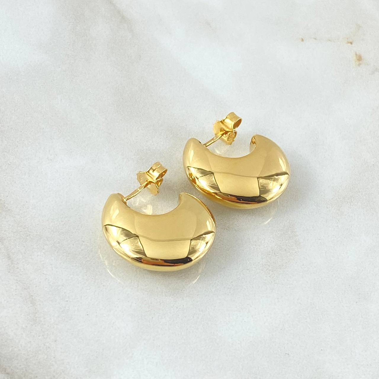 Stud Earrings Half Moon Thick 3.55gr / 0.9in / 18K Gold +4$