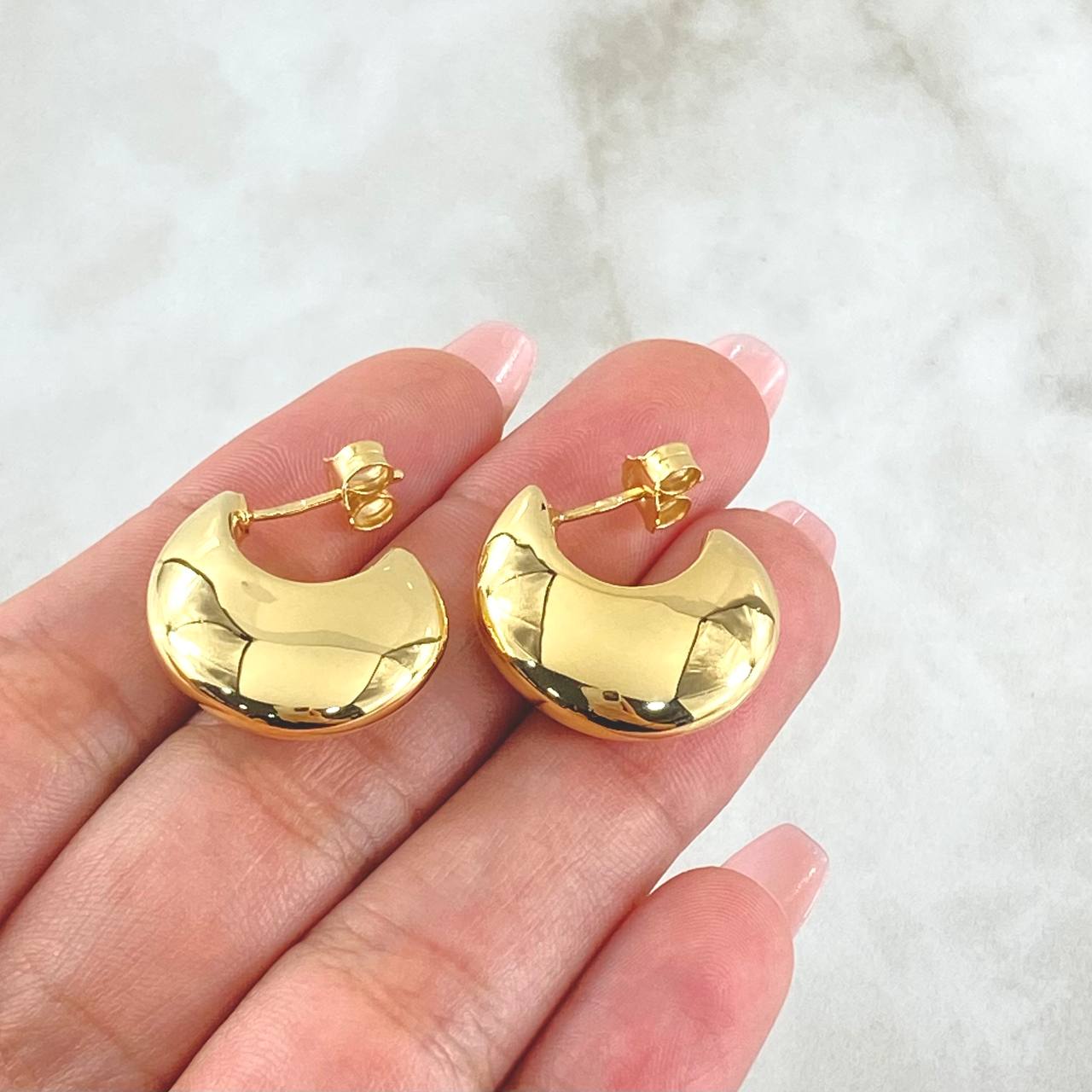 Stud Earrings Half Moon Thick 3.55gr / 0.9in / 18K Gold +4$