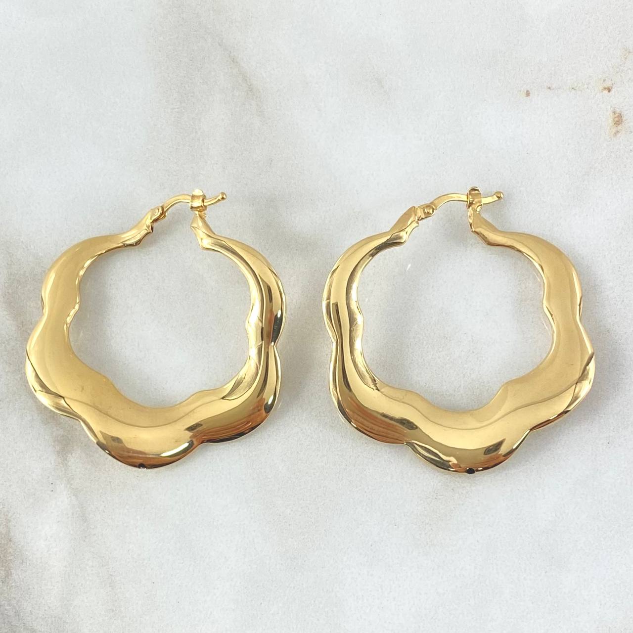 Hoop Earrings Coral Marina 5gr / 1.6in / 18K Gold +4$