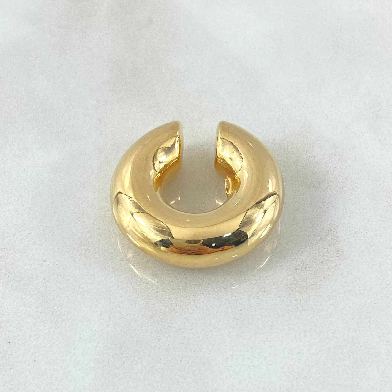 Smooth Earcuff Piercing 2.2gr / 1.0in / 7.9mm 18K Gold +4© (Jewel)