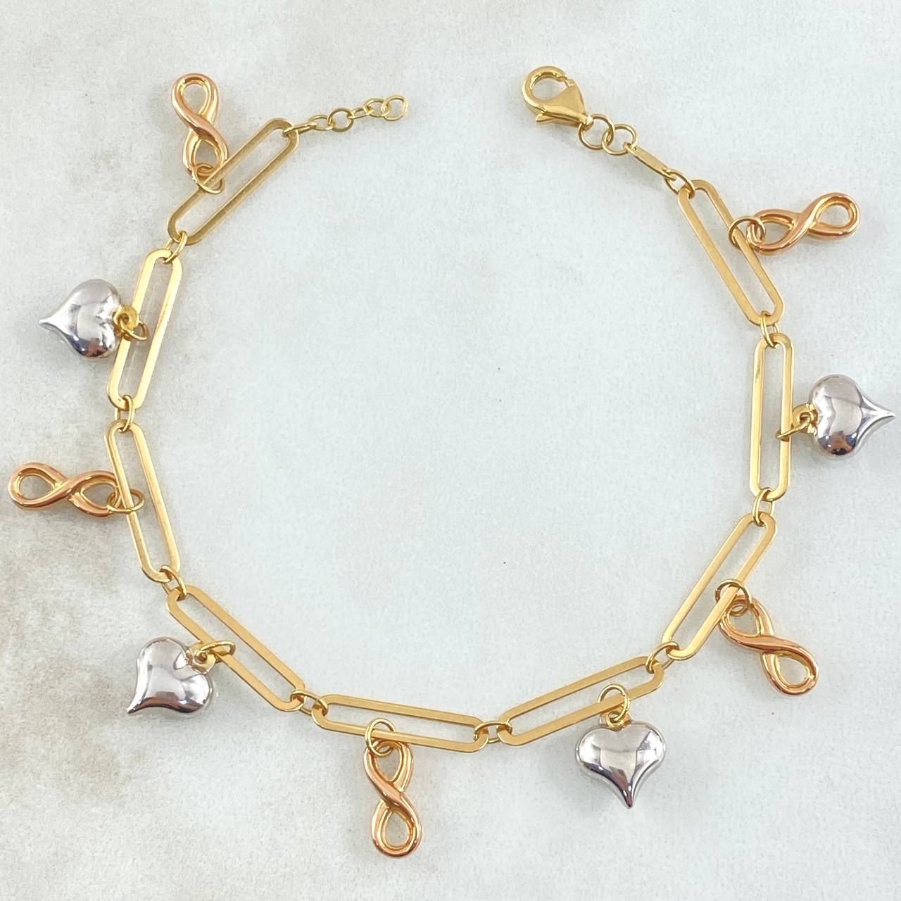 Pulso Cajon Especial Colgante 5.7gr / 19cm / 4mm Infinito-Corazon Tres Oros +4 18K ©