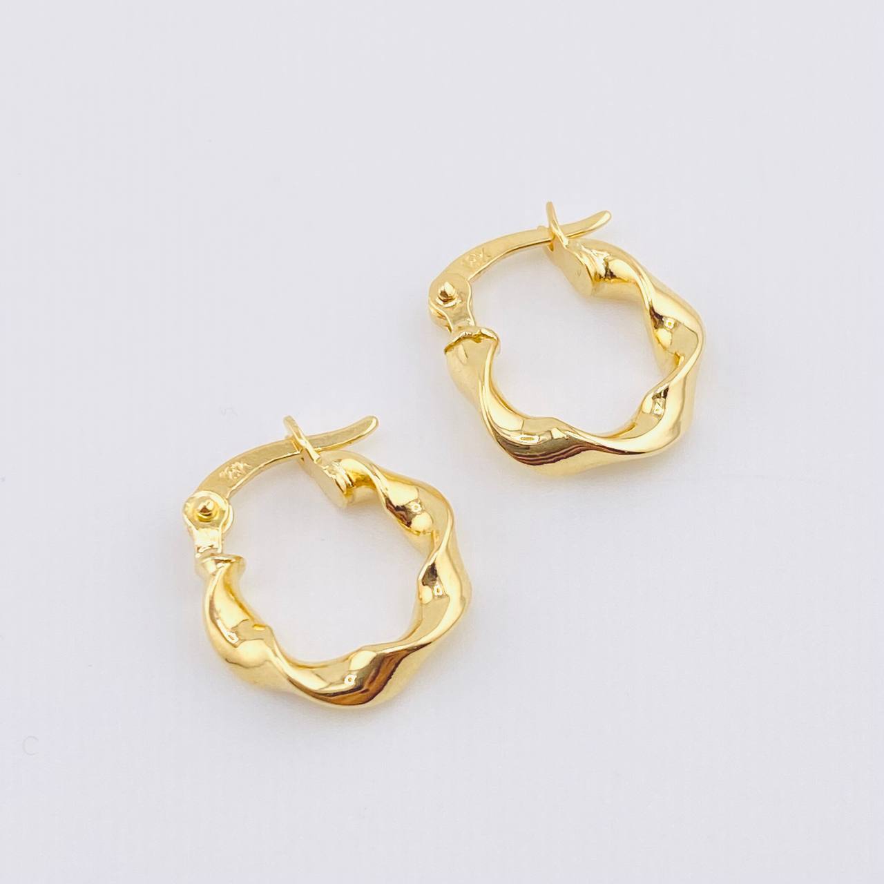 Candongas Azir 1gr / 1/2 in / Oro Amarillo 18K *