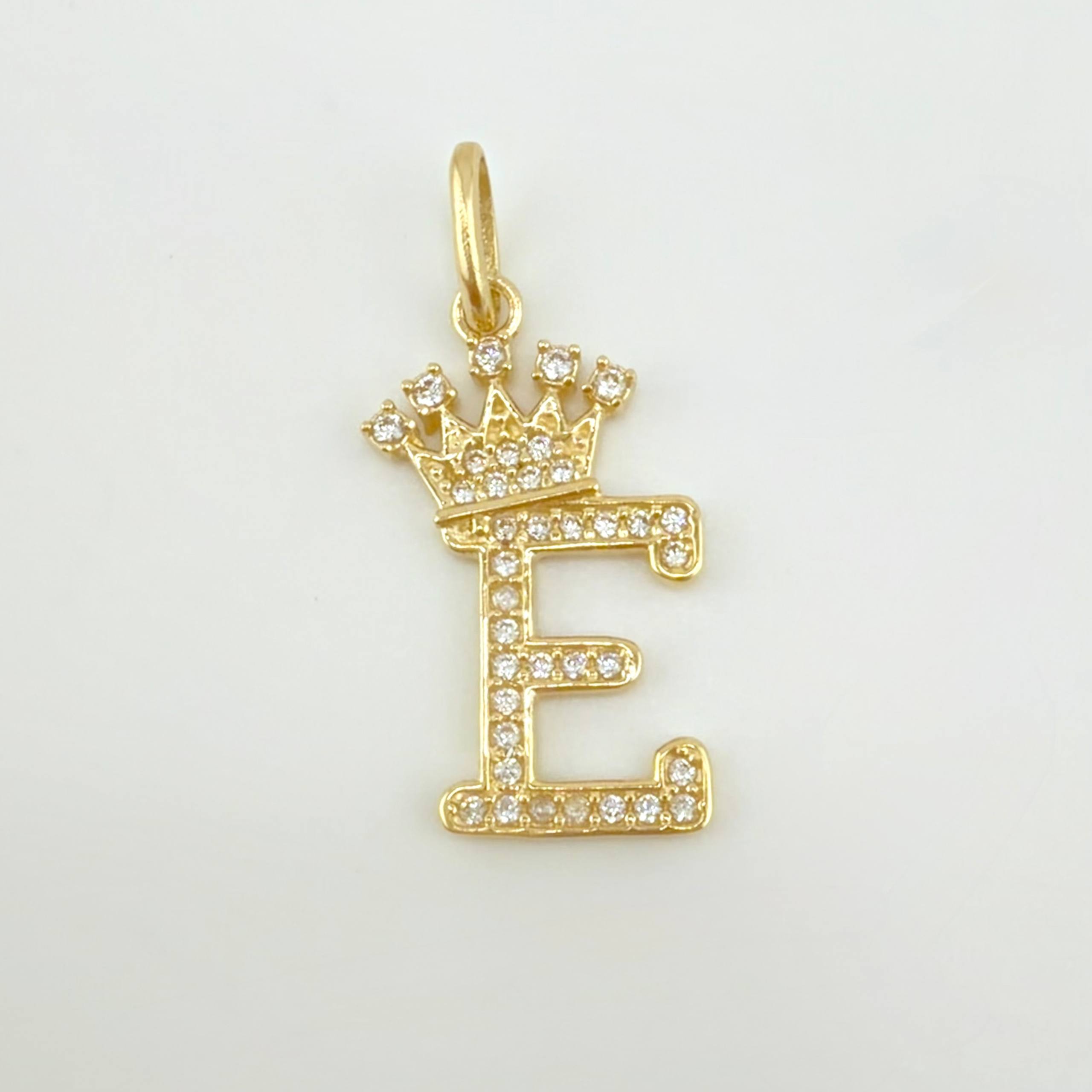 Dije Corona Letra E 1.65gr / 1 in / Oro Amarillo 18K