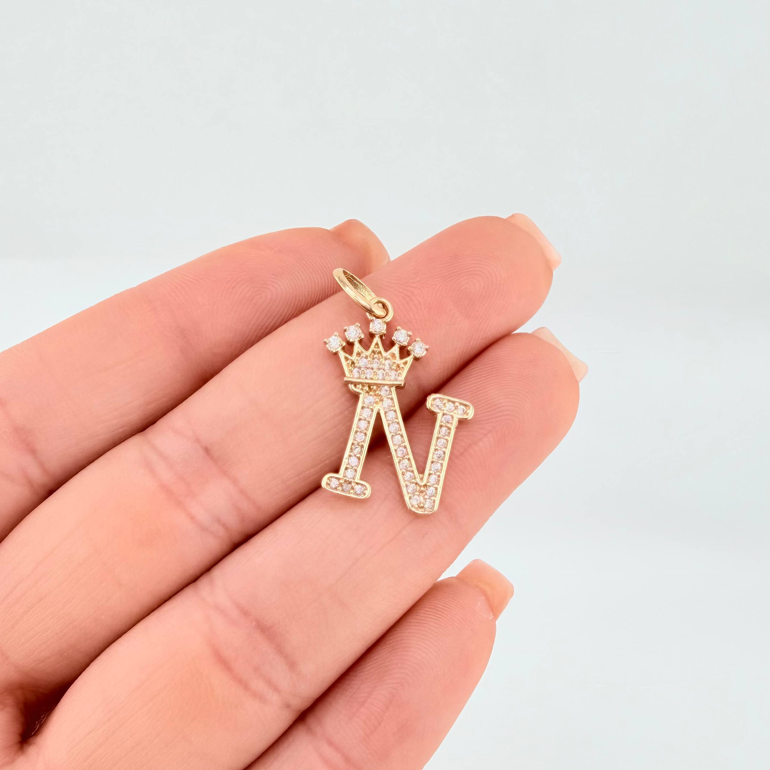 Pendant Crown Letter N 1.95 g / 1 in Yellow Gold 18K
