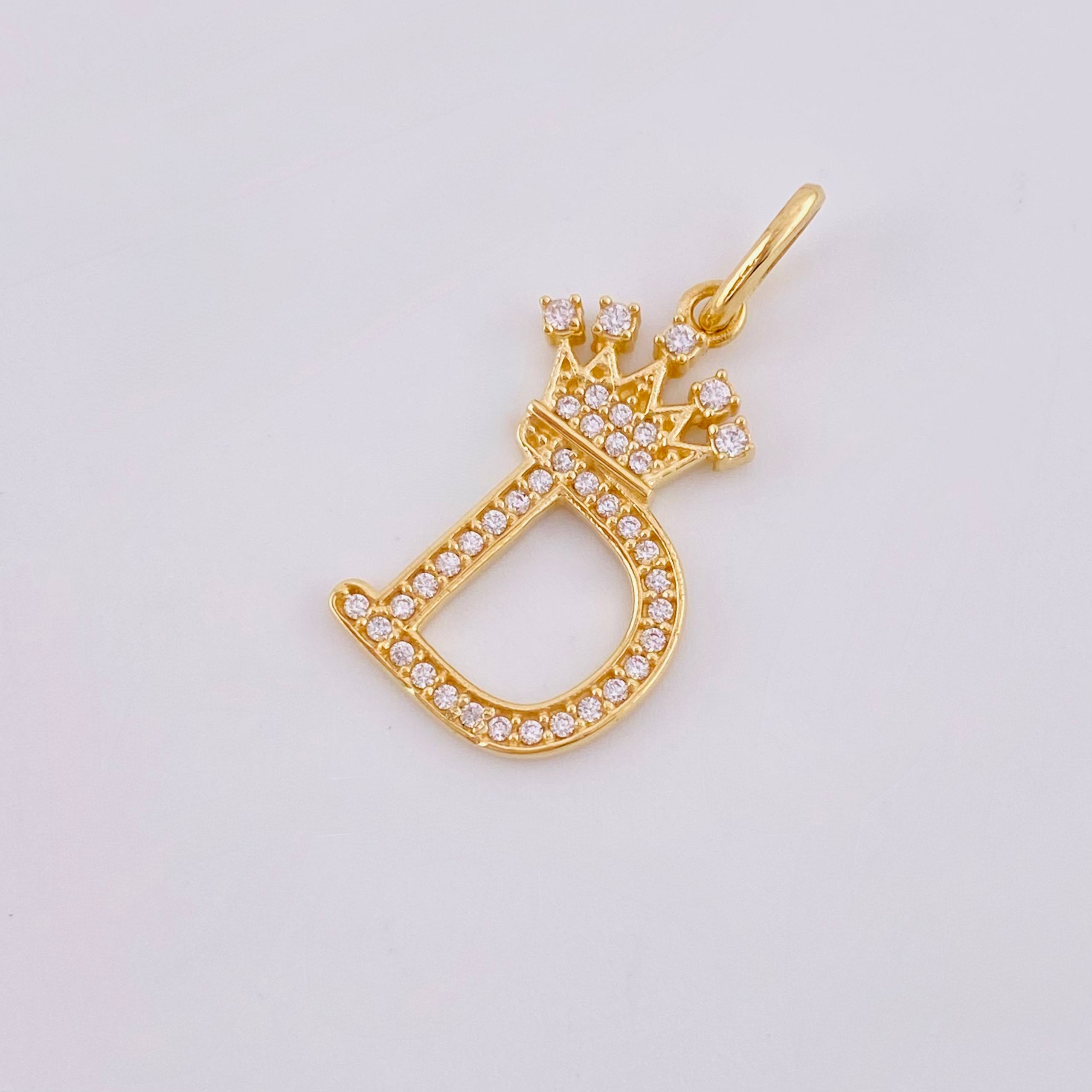Dije Corona Letra D 1.7g / 1 in Oro Amarillo 18K