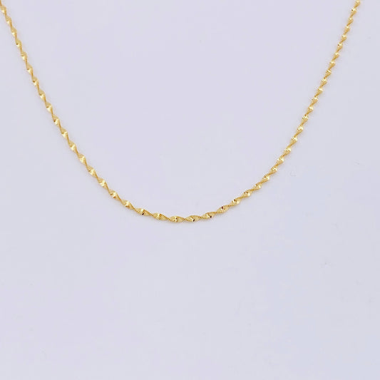 Cadena Espirar Bordeada 2.9gr / 19 3/4 in / 1.5mm Oro Amarillo +3 18K *