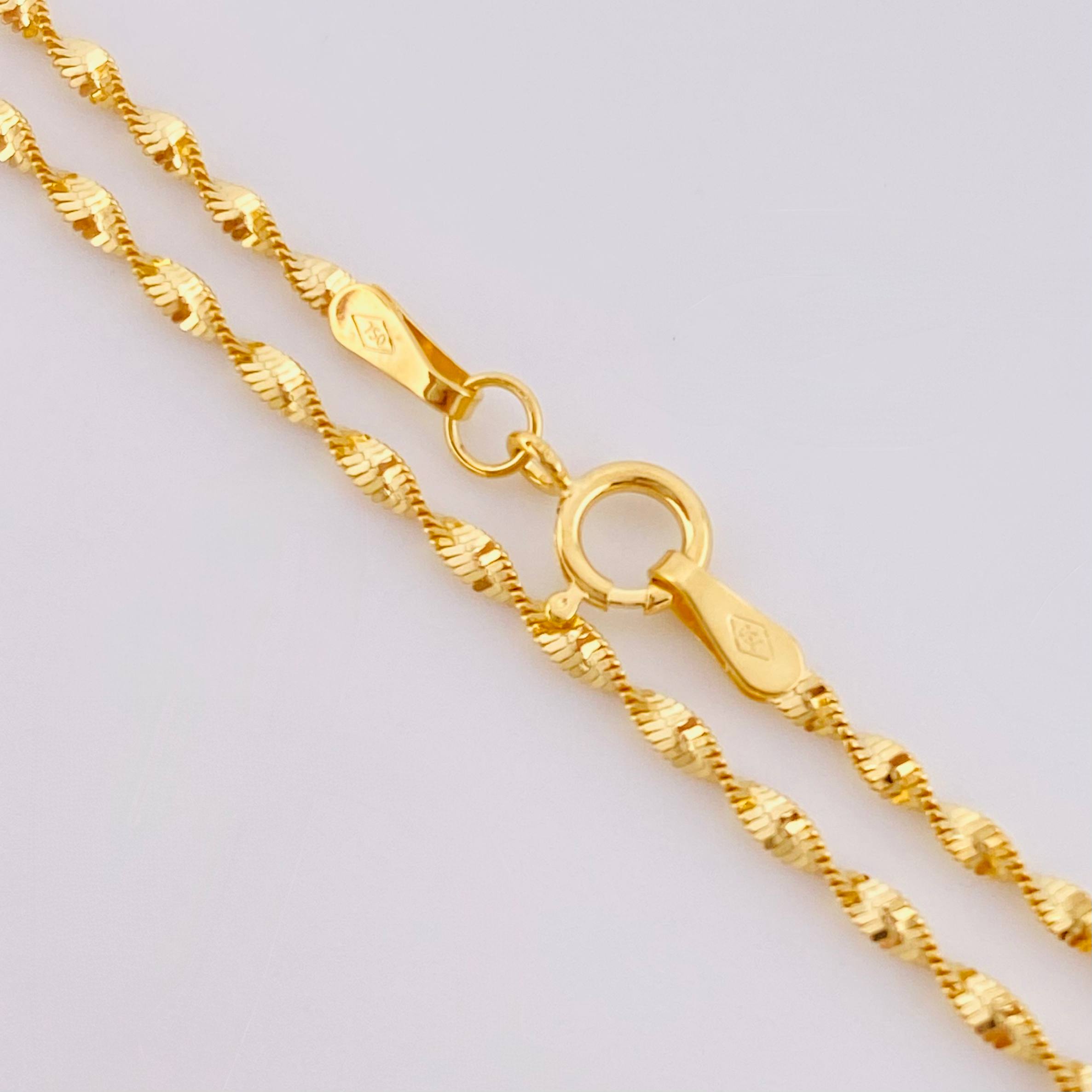 Cadena Espirar Bordeada 3.05gr / 19 3/4 in / 1.5mm Oro Amarillo +3 18K