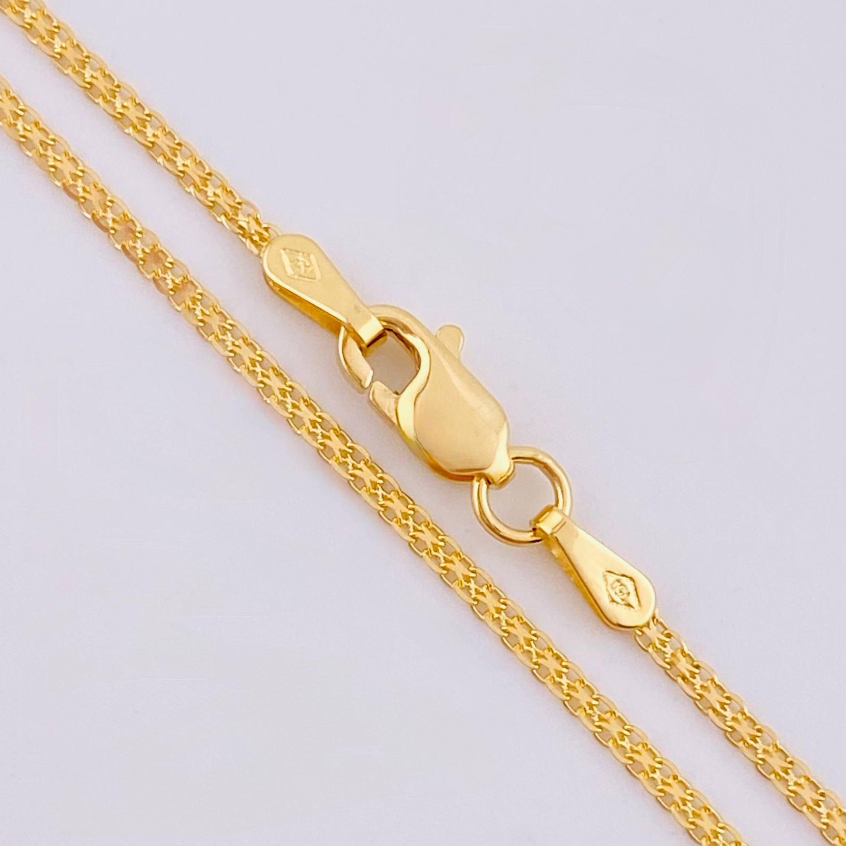 Bismark Chain 1.85gr / 17 3/4 in / 1.25mm 18K Yellow Gold +1 ©