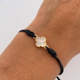 Pulsera Negra Herraje Trebol 0.45gr / Nacar Blanco Oro Amarillo 18K &