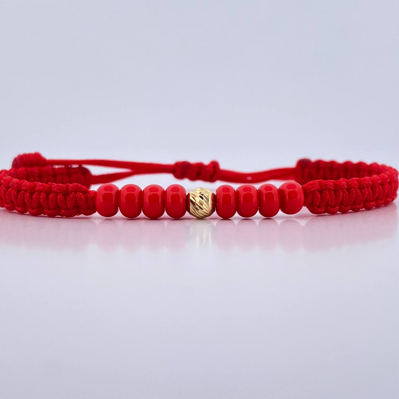 Pulsera Roja Mostazillas 4mm 1 Und Bola Diamantada Oro Amarillo 18K (A.C)