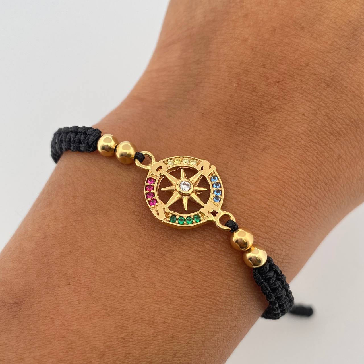 Pulsera Negra Herraje Estrella Cardinal 2.05gr / 4mm Bolas Lisas Circones Colores Oro Amarillo 18K &