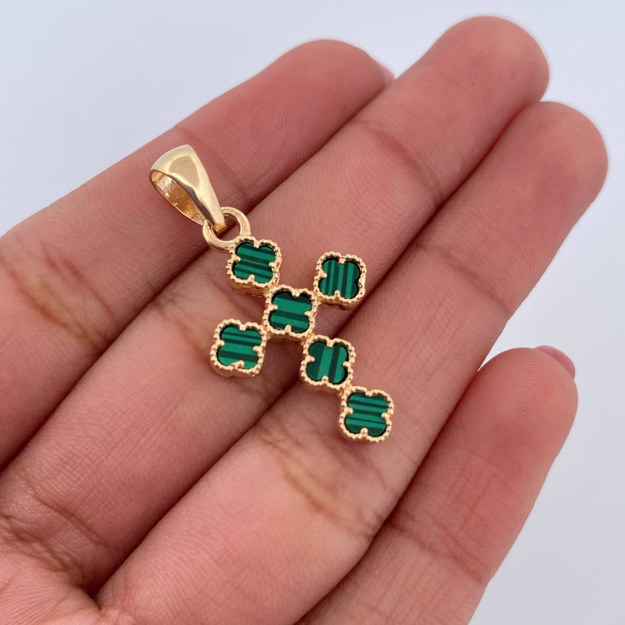 Pendant Clover Cross 3.1gr / 3.1cm / 18K Yellow Gold &