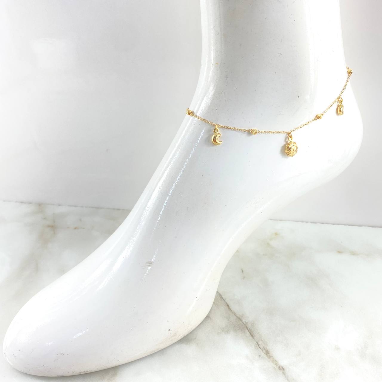 Tobillera Aro Seguido Colgante Bolas  3.25gr / 24cm-25cm / 1.4mm 3mm Estrellas-Lunas-Sol Oro Amarillo +4 18K