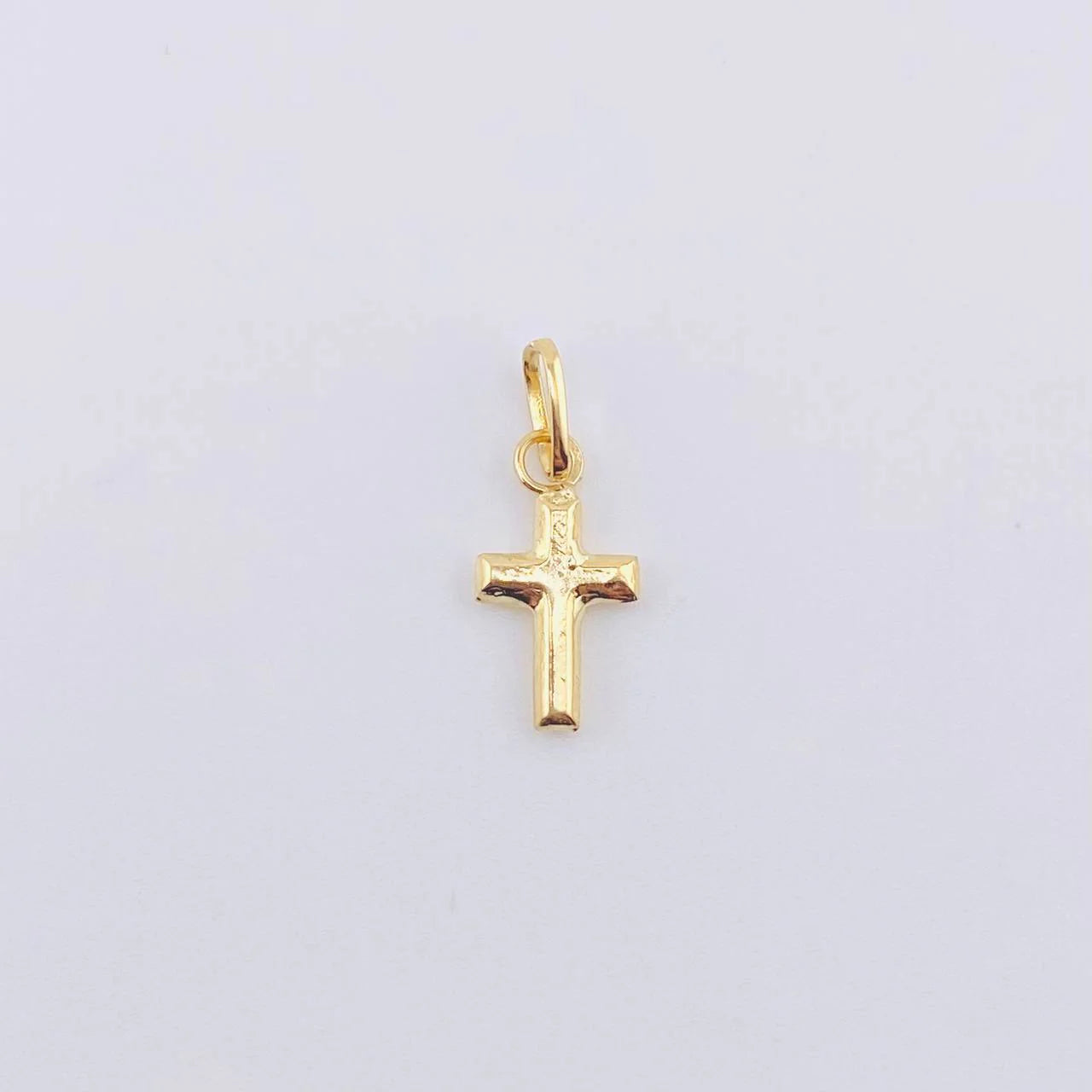 Plain Cross Pendant 0.2 g / 1/2 in 18K Yellow Gold