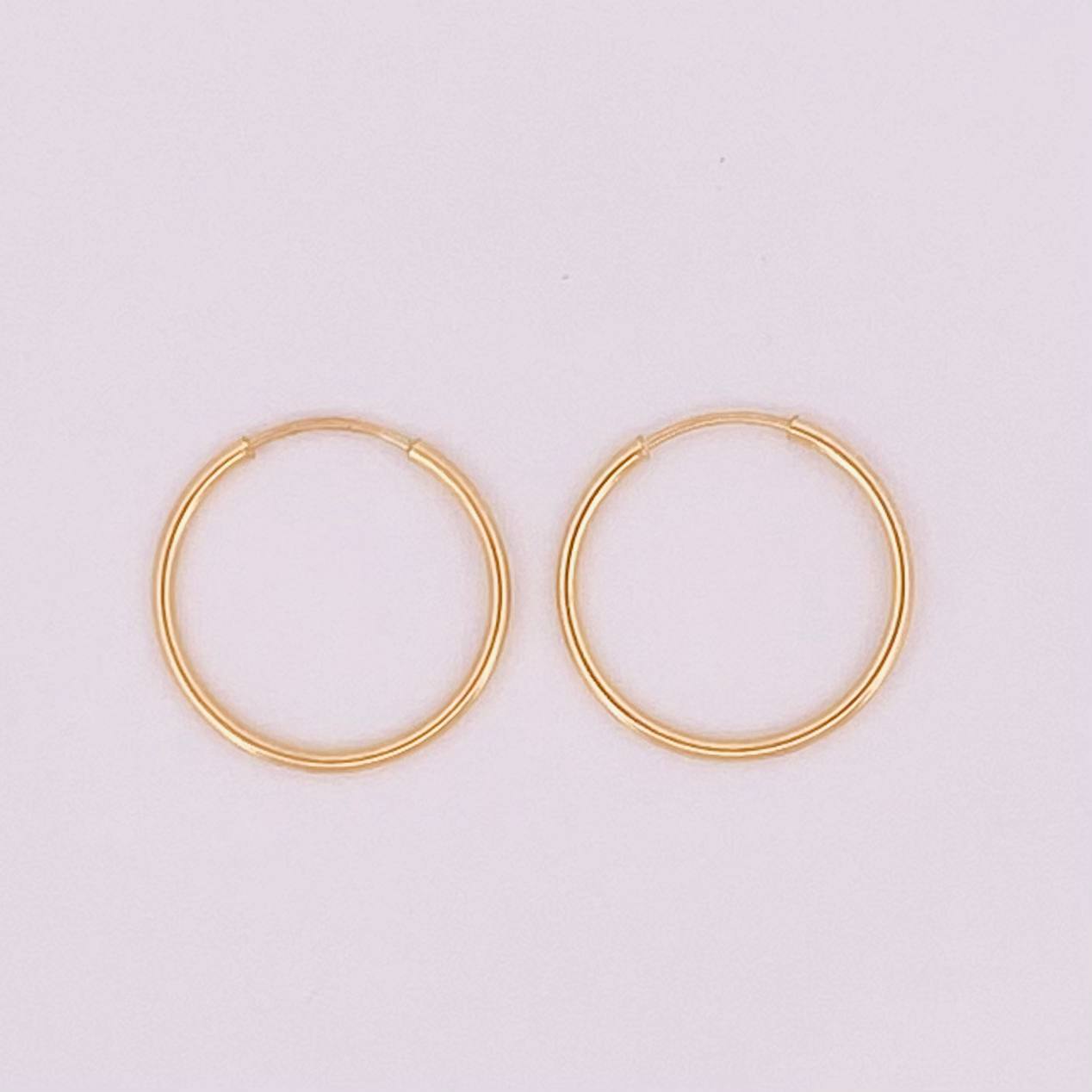 Candongas Aro Liso 0.8gr / 3/4 in / Oro Amarillo 18K ©